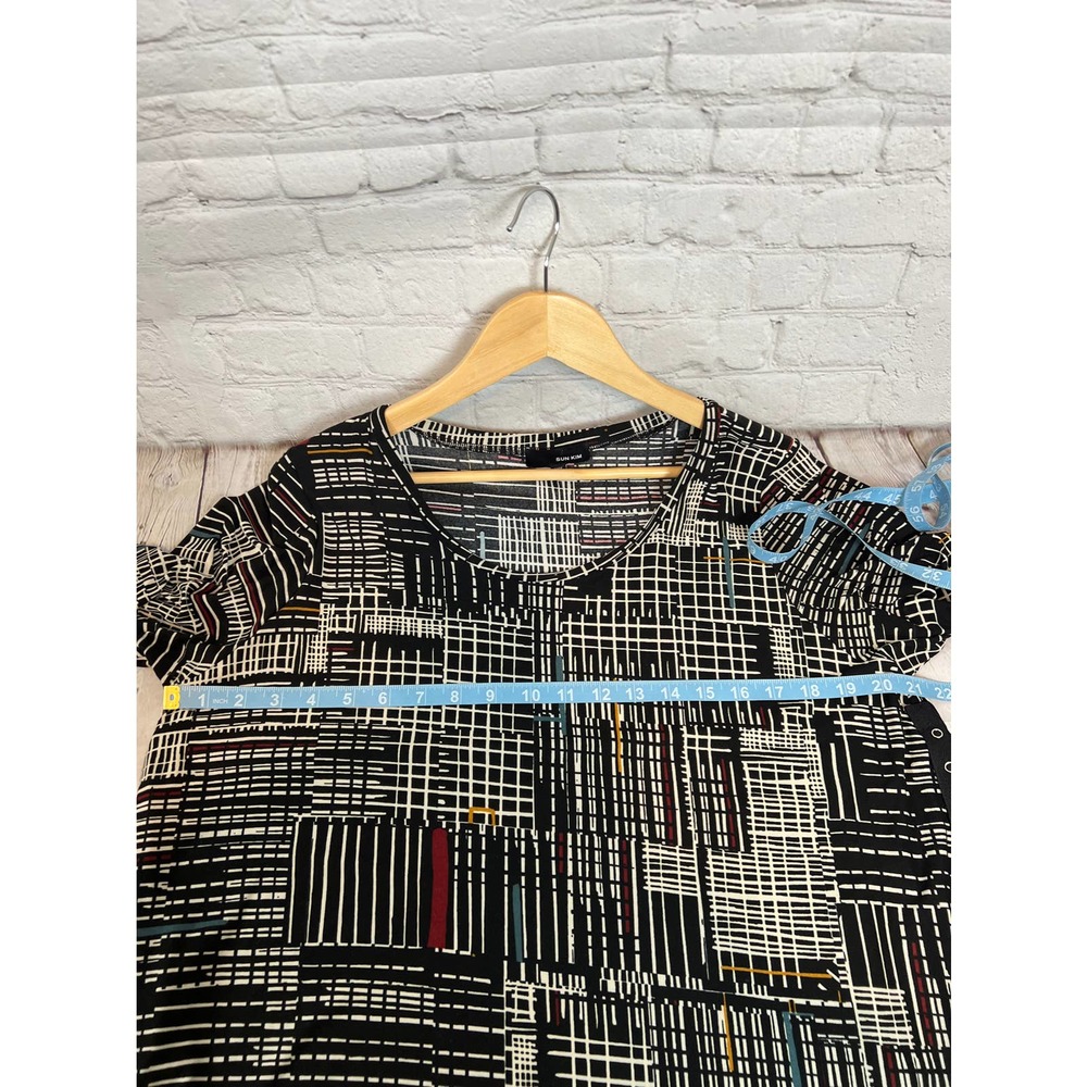 Sum Kim Side Button Tunic Top Geometric Print M - image 7